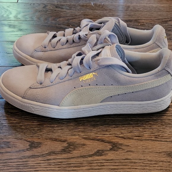 Brand New Puma Womens size 6 blue and white suede sneakers - Picture 13 of 16